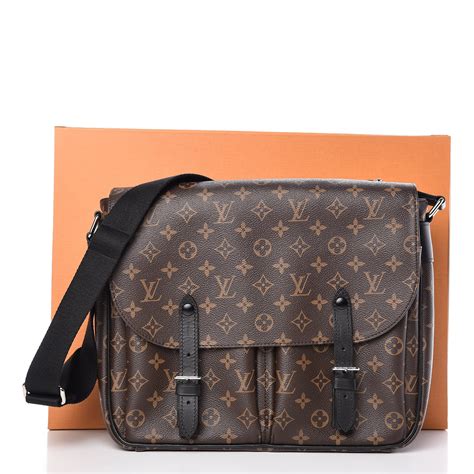 louis vuitton monogram macassar christopher